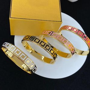 Women Fashion Designer Bracelet man classics golden stainless steel Brand F Gold Bracelets Luxury Simpie Style bracelet Pendant Gift Jewelry With box