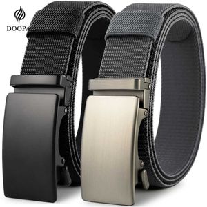 Cintos New Men Belts Tático Nylon Belt Metal Metal Automático Fivela Stretch Militar Cinturoso Militar 115-150CM Binde Belts Y240507