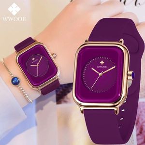 Нарученные часы Wwoor Watches for Women Fashion Square Purple Ladies Quartz Защищенные часы водонепроницаемые силиконовые ленты Relogio fominino