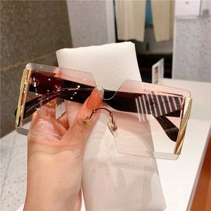 police Sunglasses 2024 Fashion New Womens Large Borderless Sunglasses Retro Gradient Tea Cool Sunglasses Womens UV Protection