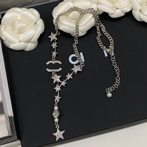 Goldplattierte Messing Kupfer Anhänger Halskette niemals verblasst Mode Frauen Designer Marke C-Letter Star Strsestone Crystal Pearl Halsketten Choker-Ketten-Juwely Liebesgeschenke