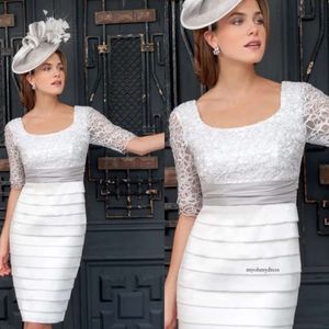 Frutta moderna Ispirato Madre della sposa vestito quadrato a maniche corta Applique Tiers Wedding Ospite abiti da sera lunghezza del ginocchio 0508