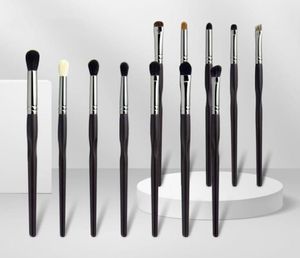 EPACK PRO LIN 2 Fjädervikt Blending Brush Fluffly Highlight Powder Blender Brush Beauty Makeup Brush Blender9180005