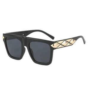 Солнцезащитные очки новые солнцезащитные очки женщины мужчины 2024 Дизайнер модного бренда.