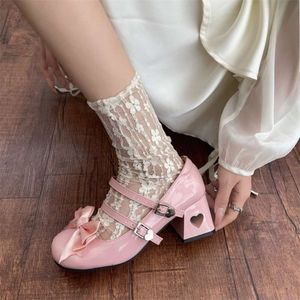 Mary Jane Lolita Y2K Patent Leather Low Heels Pumpar Kvinnor Silk Bow Tie Ankle Straps Party Shoes Zapatos de Mujer