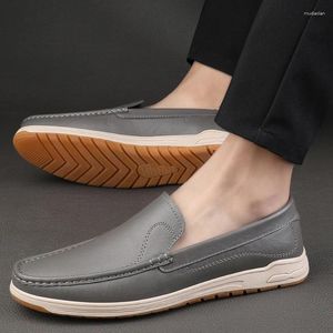 Scarpe casual classiche vera pelle vera maschile da uomo slittamento alla moda su mocassini formali uomini mocasins maschile italiano uomo