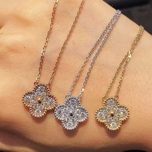 Designer charm High version V Golden Van Clover s925 Silver Necklace Single Diamond 18 Rose K Gold Lock Bone Chain Live Broadcast jewelry