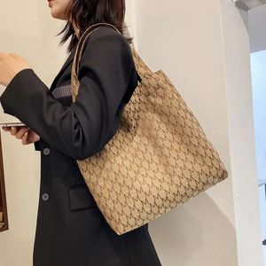 Women Shopping Bag Tote Canvas Designer Handväskor Koppling Purse Nya stilar HBP med bokstaven axel PS091301