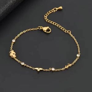 Pulseiras de charme clássico designer de pulseira 18k Praado de ouro aço inoxidável letra de flores de pingentes de pingentes de punho de punho de punho de punho de moda jóias de moda de moda de alta qualidade