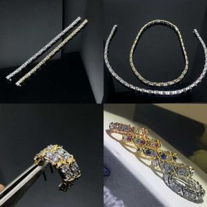 Pendanthalsband Schlumberger Cross Necklace Full Diamond Colored Armband X Interwoven Ring Earring Q240507