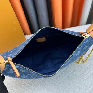 Дизайнерская сумка Crossbody Canvas Totes Женская джинсовая сумка по кроссу высококачественные роскоши на плечевой сумке мужчина модная перекрестная крышка с большой емкостью.