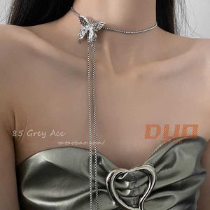 Privat designerfjäril justerbar halsband Kvinnors nischlys lyxdesign Högklassig temperament Multiple Wear ClaVicle Chain
