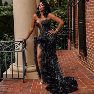 Glitter Black Sequined Evening Dresses Sexy Side Slit Feather Long Prom Dress Sleeveless Strapless Sweetheart Black Girls Special Occasion Gown