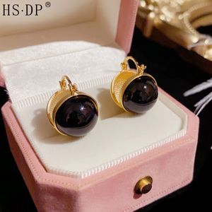 Stylish double-sided metal brushed earrings, unique design, cold style earrings, light luxury and versatile earrings
