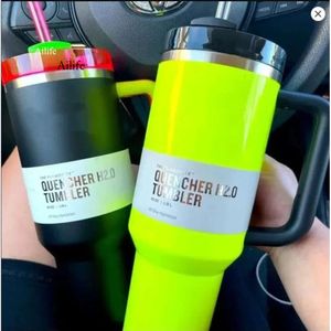 Neon Yellow Electric Pink 40oz Tumblers med handtag isolerade tumlar lock Straw Cup vattenflaskor H2.0 rostfritt stål muggar 0508