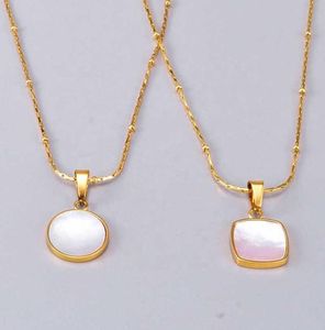 2022 new Stainless Steel Women039s Clavicle Necklace Jewelry 18K Gold Mother Of Pearl Necklace White Shell Necklace4160100