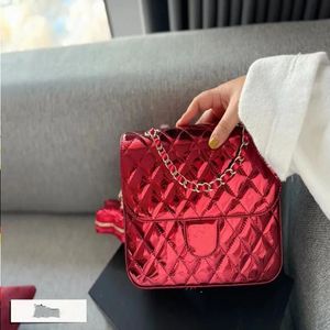 24c de bolsa de luxo de alta qualidade Design de bolsa feminina de laca clássica mochila de couro com diamante Pattern Flip Cover Bag Super Versjh