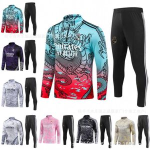 Höst och vinter 2324 Vuxen Real Madrid High Neck Långärmad fotbollsdräkt Dragon Mönster Halv Zip Training Sport Sport Set