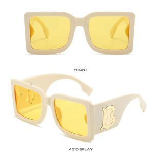 Glasses de sol de designer óculos de sol de luxo mulheres novas moda quadrada retro unissex cool masculino ladras de sol para meninas copos lentes transparentes óculos clássicos praia 8848 b18