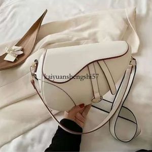 Lüks Tasarımcı Çanta Omuz Çantaları Crossbody En Kalite Eyer Fransız Sırt Çantası D Marka Moda Kadın Deri Çanta Debriyaj Totes Cüzdanlar Bayan Çanta Çanta 797