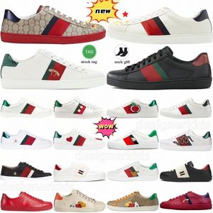 designer sneakers shoes ace Band Bee Classic Red Embroidered Snake Stripe Ivory Blue Duck Studded Pearl Stars womens mens sneaker M26V#