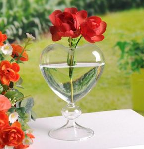 Populära stående glasvaser med hjärtaform design bröllop fest leverans hem dekoration blomma vaser skrivbord glas krukor planter 5452530