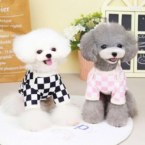 Köpek Giyim Pet T-Shirt Kedi Ekose Sweater Teddy Schnauzer Pijamalar Yavru Kedi Köpek Sıradan Dip Gömlek Twolegged Giysiler