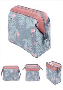 Flamingo rese kosmetisk väska borste väska mode söta kvinnors smycken förvaring bälte dragkedja elektroniska tillbehör bärbara kub plånbok6659297