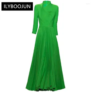 Повседневные платья осенние модельер Green Vintage Party Dress Женская подставка для воротнички Слим A-Line Plearted Long для женщин 2024