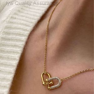 Necklace Designer for Woman Freds Luxury Charm Necklace the Small Horseshoe Buckle a Promise with Unchanged Meaning Autumn and Winter New Fashion Necklace in Gold an