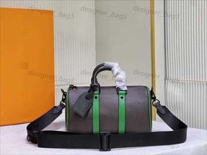 10A Mirror Quality Duffel Påsar Keepall Travel Påsar Utomhusläder Vanligt tryck Tote Designer Messenger väska