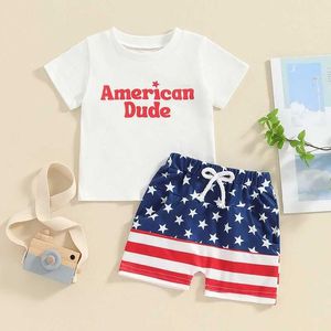Giyim Setleri Toddler Boys Bağımsızlık Günü Kıyafetler Mektup Baskı Kısa Kollu T-Shirt ve 2 Parça Kıyafetler İçin Yıldız Çizgileri Şort H240508