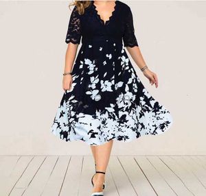 Lässige Kleider Designer-Kleider großer V-Ausschnitt Drucken Spitzen Patchwork Frauenkleid Plus Size Kleider