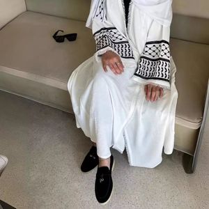 Ramadan Keffiyeh Abaya Kimono Palestyńska haft haftowy Tassels Muzułmańskie otwarte Abayas Women Dubai Luxury Islam Hiżab sukienka Kaftan 240506