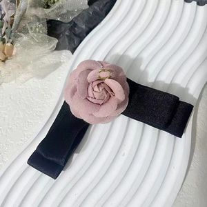 Luxury Barrettes Designer Womens Girls Letter Hair Clips Hairpin High-end Brand Classic Versatile Leisure Hairclips Fashion Flower Bowknot Hairclaw Wholesale