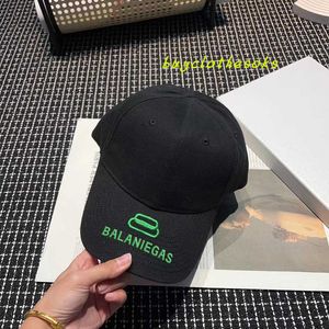 Sports Baseball Caps Hip Hop European och American Street Trends Spela stiliga mode lyxiga märke hattar alfabet broderi designer hattar w3gu