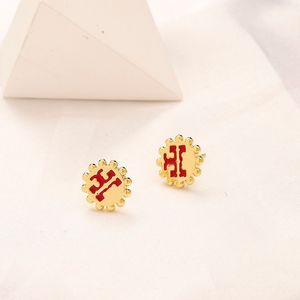 18K Gold Plated Charm Earrings Luxury Designer Jewelry Daily Wear Fashion Women Pendant Earrings Design For Ladies Birthday Party Gifts Earrings