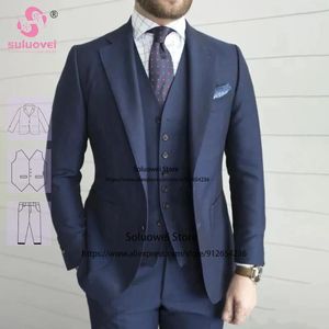 Ternos masculinos Classic Navy Blue Slim Fit for Men Custom Made 3 peças Define o noivo do noivo Tuxedo Masculino Blazer Masculino