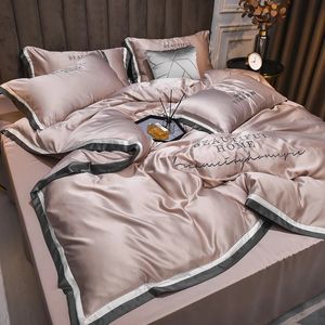 Summer Däcke Cover Set Washed Silk Home Linens Cool Bedclothes Luxury Brodery Bedding Emited Sheet Imitation Tencel 240508