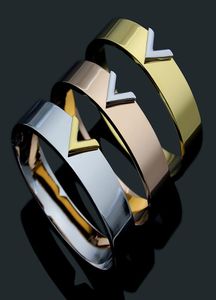 Marca di moda titanio acciaio V Bracciale per lettera per donna gioiello marca di moda amore braccialette di braccialetti Goldsilver Rose Co4528007