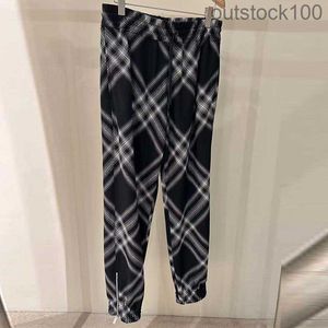 Top Level Buurberlyes Designer Pants for Women Men Scallion Spring/summer Mens Fashion Versatile Plaid Casual Pants with Original Logo