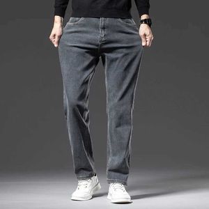 Men's Jeans Autumn and Winter Mens Straight Loose Dark Gray Jeans Classic Style High Elasticity Baggy Pants Male Plus Size 40 42 44 Y240507