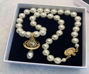 Empress Dowager Xi Pearl Necklace Kvinnlig design Threedimensional Saturn UFO Pendant Temperament Elegant ClaVicle Chain år 20228602365