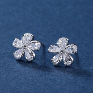 Designer Earring Orecchini Earring Orecchini da donna Diamond Intarsiatura Orecchini di fiori coreani semplici Cinque orecchini di fiori di petale Gioielli Regalo di San Valentino