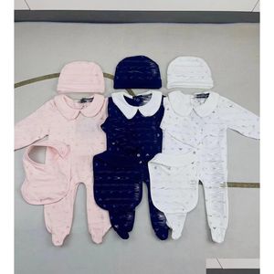 Rompers Toddler Infant Rodper Baby Roupas Gosta de meninos Meninas Mangas de algodão macacões macios macios de algodão Hat Bib 3pcs/Set Suit 007 Drop Delivery Ki Dhfay