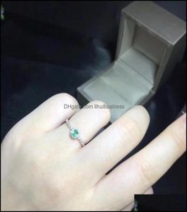 Solitaire Ring Rings smycken Natural Emerald Ring Shop Promotion Specials ädelsten från gruvområdet 925 Sier Y1128 Drop Del8161436