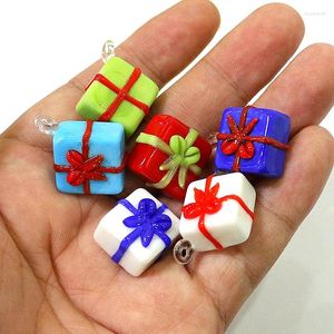 Dekorativa figurer 2st Mini Glass Christmas Gift Box Charm Cute Xmas Presentlådor Pendantornament för DIY Women Girl Jewelry Making