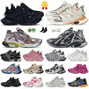 Tasarımcı Ayakkabı Spor Ayakkabı Koşucular Runner Tracks 7.0 Black White 3.0 Bej Bej Mavi Sarı Gri Gasarım Ayakkabı Kadın Erkekler Paris Pembe Yeşil LM8K0#