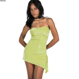 Lässige Kleider Frauen glänzende Bodycon Tube Kleid sexy trägerloser Kordelzug Seitenschlitz Ruched Goes Out Night Club Cocktail Party Abend Mini