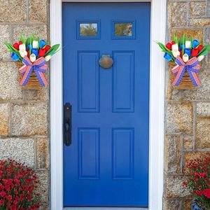 Dekorative Blumen Sommer -Wohnkultur patriotischer Tulpekranz mit weißer blauer Bogenknoten -Haustür für den Unabhängigkeitstag künstlicher Juli